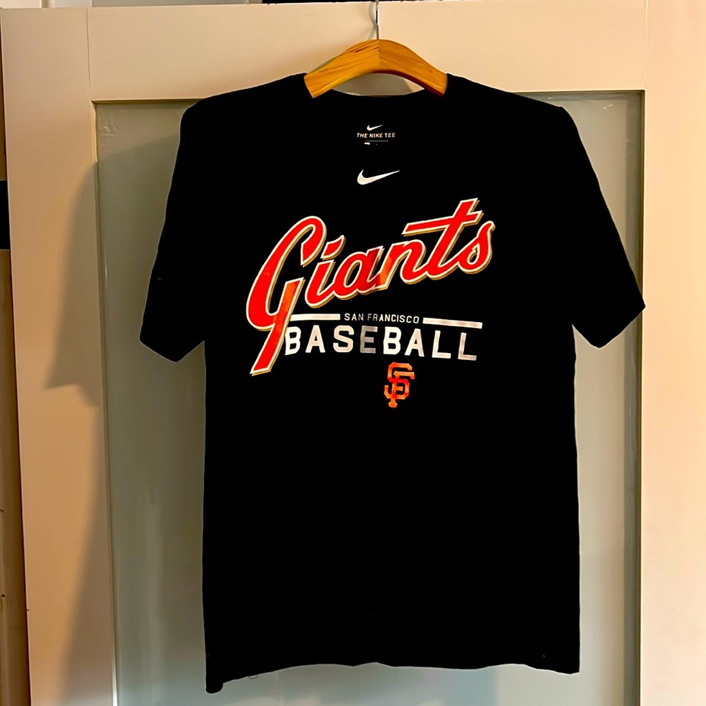 VINTAGE LIMITED EDITION: Nike Giants Baseball Tee